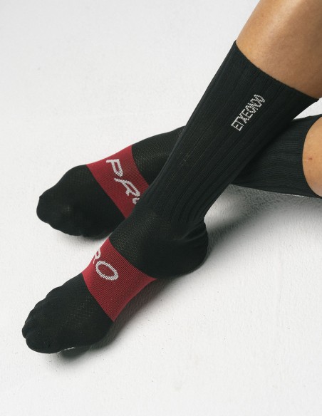 LIGHTWEIGHT LINEA SOCKS